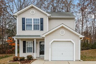 2822 Filbert St in Raleigh, NC - Building Photo