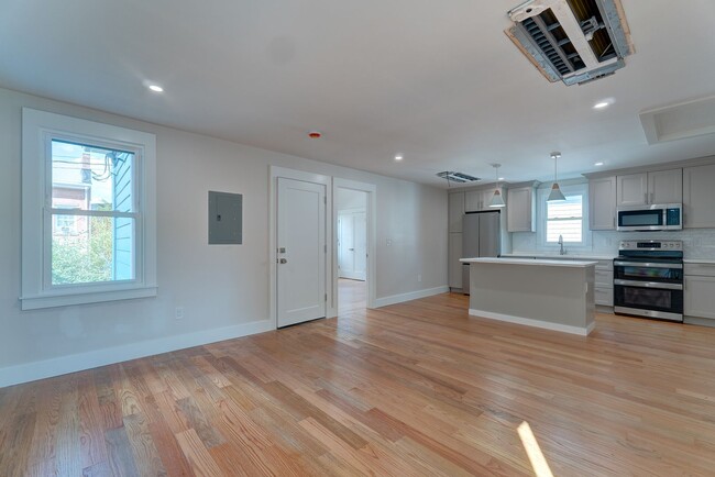 88 Lyon St in New Haven, CT - Building Photo - Building Photo