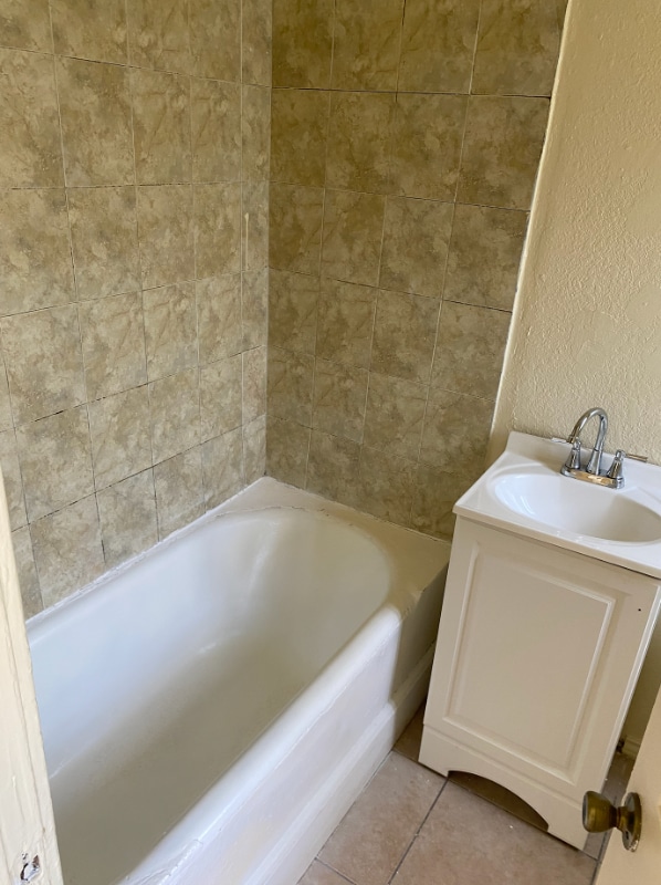 6328 Brynhurst Ave in Los Angeles, CA - Building Photo - Building Photo