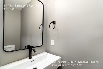 11046 Upper 33rd St N in Lake Elmo, MN - Building Photo - Building Photo