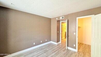 200 E Southern Ave in Tempe, AZ - Building Photo - Building Photo