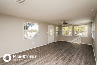 10246 108th Ave N in Largo, FL - Building Photo - Building Photo