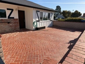 460 Alpine Ave in Ventura, CA - Building Photo - Building Photo