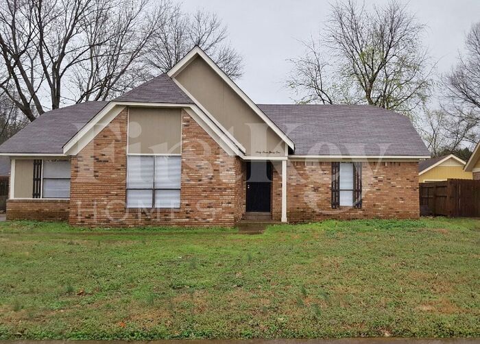 6331 Scarletcrest Ln in Memphis, TN - Foto de edificio