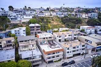 332 Culver Blvd in Playa Del Rey, CA - Foto de edificio - Building Photo