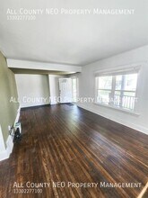 1578 Olivewood Ave in Lakewood, OH - Building Photo - Building Photo