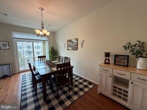 4587 Derring Ln in Fairfax, VA - Building Photo - Building Photo