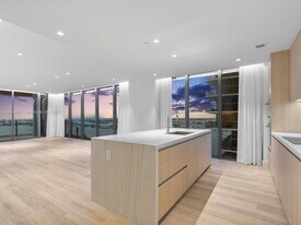 700 NE 24th St, Unit 3207 in Miami, FL - Building Photo