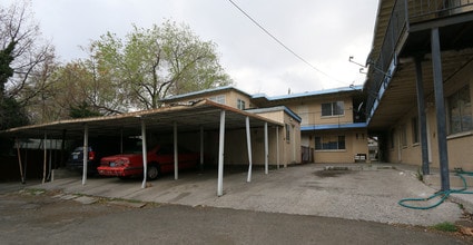 58 Vine St in Reno, NV - Building Photo - Building Photo