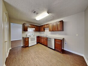 17720 Northhagen Dr in Houston, TX - Building Photo - Building Photo