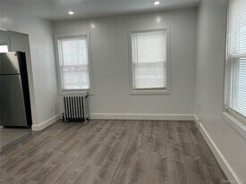 243-12-243144 144th Ave in Queens, NY - Building Photo