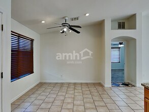 7659 S Meadow Spring Way in Tucson, AZ - Building Photo - Building Photo