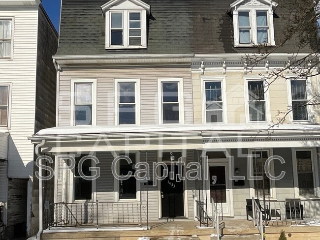 property at 1433 Monroe St