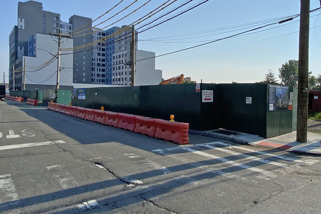 Linden Terrace in Brooklyn, NY - Building Photo