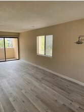 5524 Las Virgenes Rd in Calabasas, CA - Building Photo - Building Photo