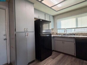 2406 White Birch Dr in Merced, CA - Building Photo - Building Photo