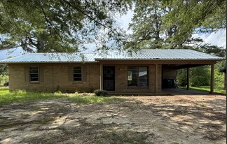 3061 Moore Ave in Tupelo, MS - Building Photo