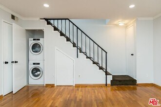 4744 Ben Ave in Los Angeles, CA - Building Photo - Building Photo