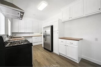 1824 1/2 Arapahoe S, Unit 1824 South Arapahoe in Los Angeles, CA - Foto de edificio - Building Photo