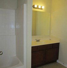 1212 Welsh Ave in College Station, TX - Building Photo - Building Photo