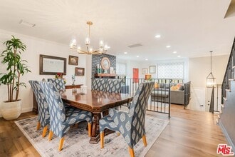 18100 Burbank Blvd in Los Angeles, CA - Building Photo - Building Photo