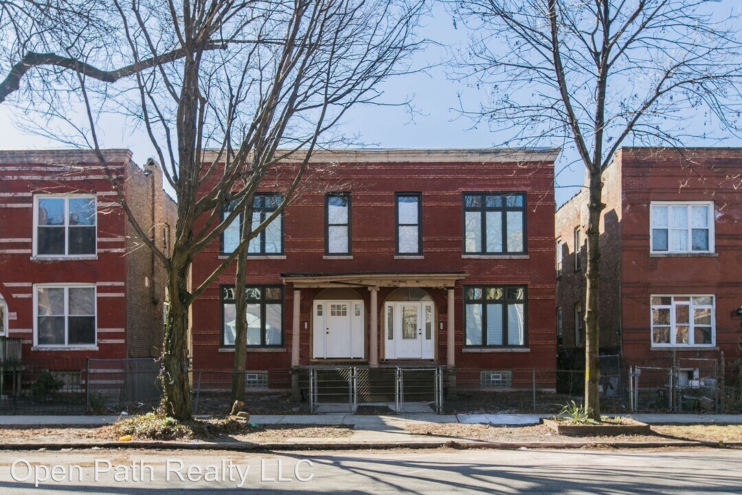 3245 W Pierce Ave in Chicago, IL - Building Photo