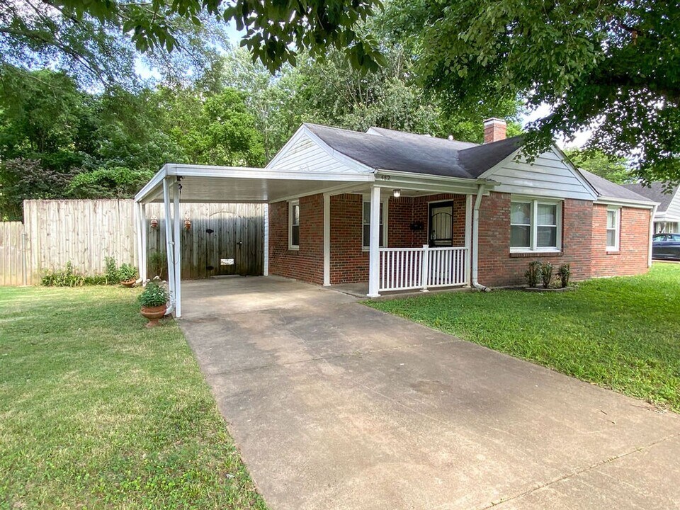 482 Sharon Dr in Memphis, TN - Building Photo