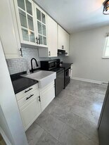 1 Fitch Ln in Greensburg, PA - Building Photo