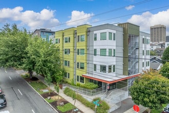 Verve Flats in Seattle, WA - Foto de edificio - Building Photo