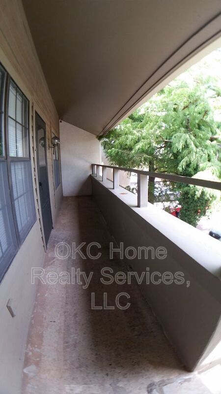 11120 Stratford Dr in Oklahoma City, OK - Building Photo - Building Photo