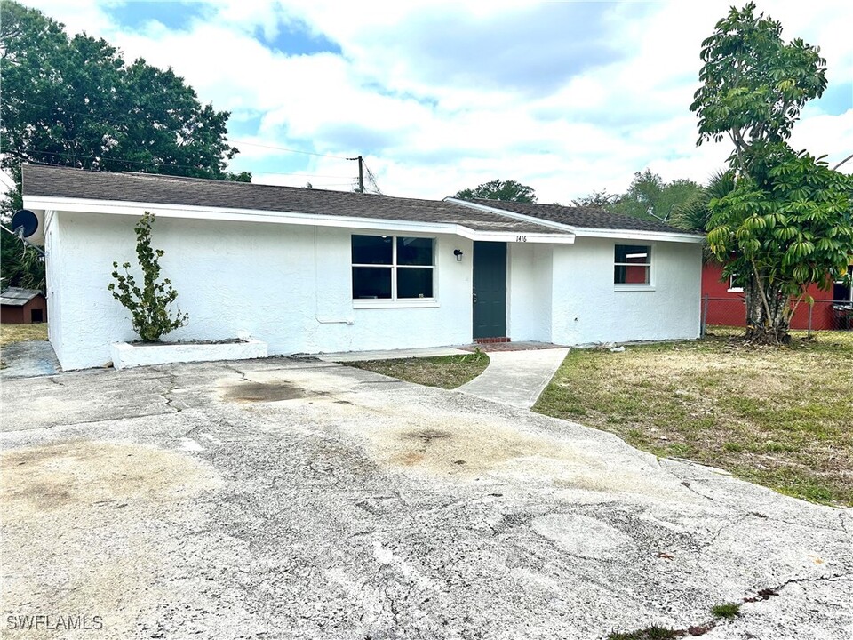 1416 Lura Ave in Ft. Myers, FL - Building Photo