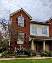 4281 Esplanade Ln in Ann Arbor, MI - Building Photo