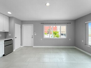 17615 Lee Ave in Redington Shores, FL - Building Photo - Building Photo