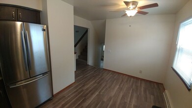 5007 N 106th St in Milwaukee, WI - Building Photo - Building Photo