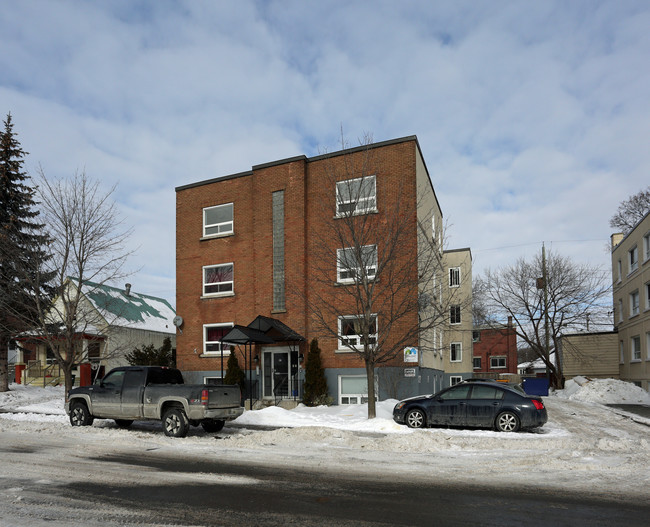 97 Vachon Ave in Ottawa, ON - Building Photo - Building Photo