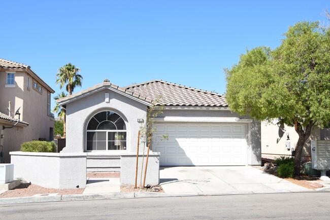 2677 Chantemar St in Las Vegas, NV - Foto de edificio - Building Photo