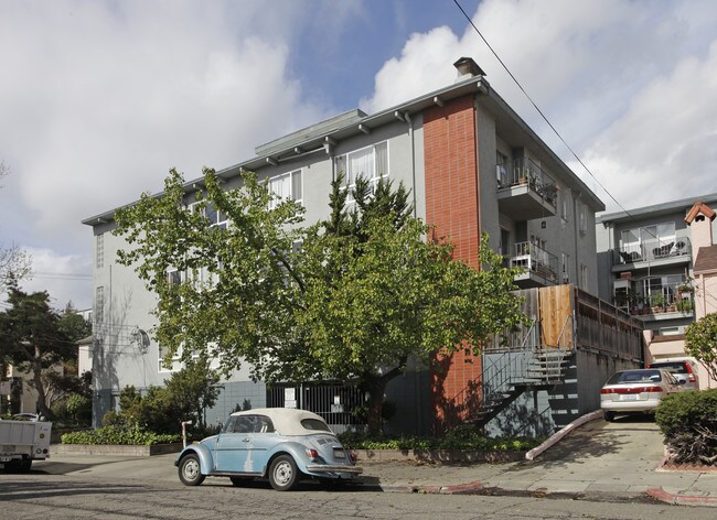 Perkins Manor in Oakland, CA - Foto de edificio - Building Photo