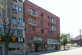 3639 Prince St in Flushing, NY - Building Photo - Building Photo