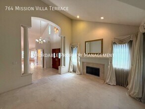 764 Mission Villa Terrace in Fremont, CA - Building Photo - Building Photo