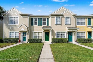 1352 Hampton Park Ln in Melbourne, FL - Building Photo