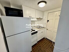 198 Allston St in Boston, MA - Building Photo