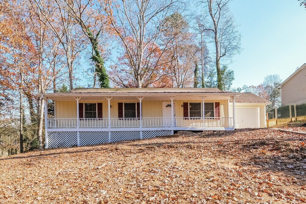 2915 Winchester Dr in Cumming, GA - Foto de edificio