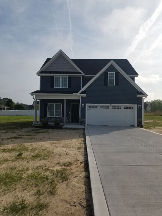 806 NC-581 in Goldsboro, NC - Building Photo