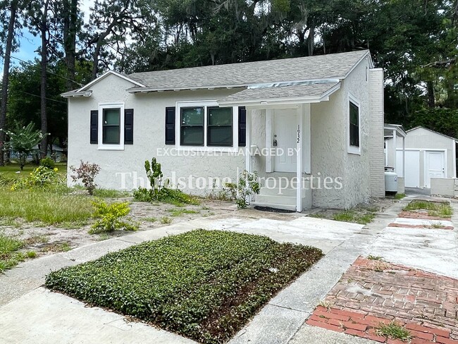 property at 1932 Jones St