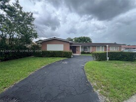 6531 W 8th Ave in Hialeah, FL - Building Photo