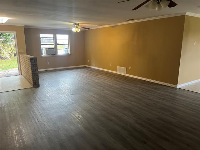 property at 1541 S State Hwy 78