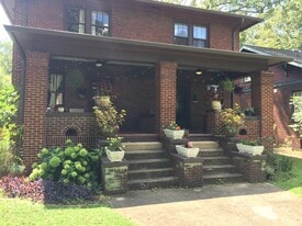 1027 Luttrell Street in Knoxville, TN - Building Photo