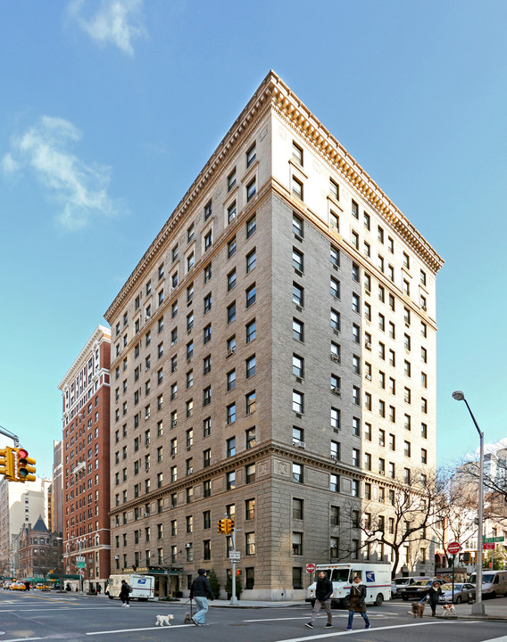 Howard House in New York, NY - Building Photo