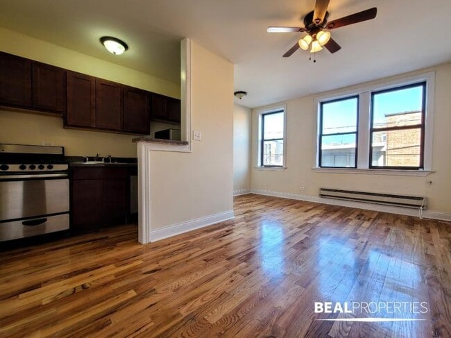property at 818 W Diversey Pkwy
