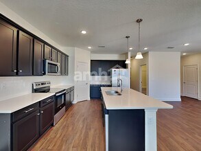 2928 Rolling Acres Rd in Green Cove Springs, FL - Building Photo - Building Photo